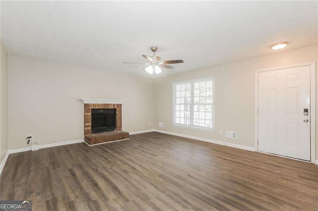 4100 Summer Wood Drive Snellville - 3