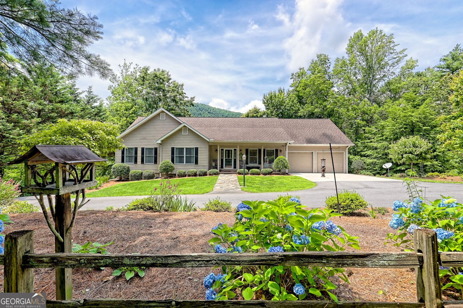 4198 Bridge Creek Road Tiger - 76