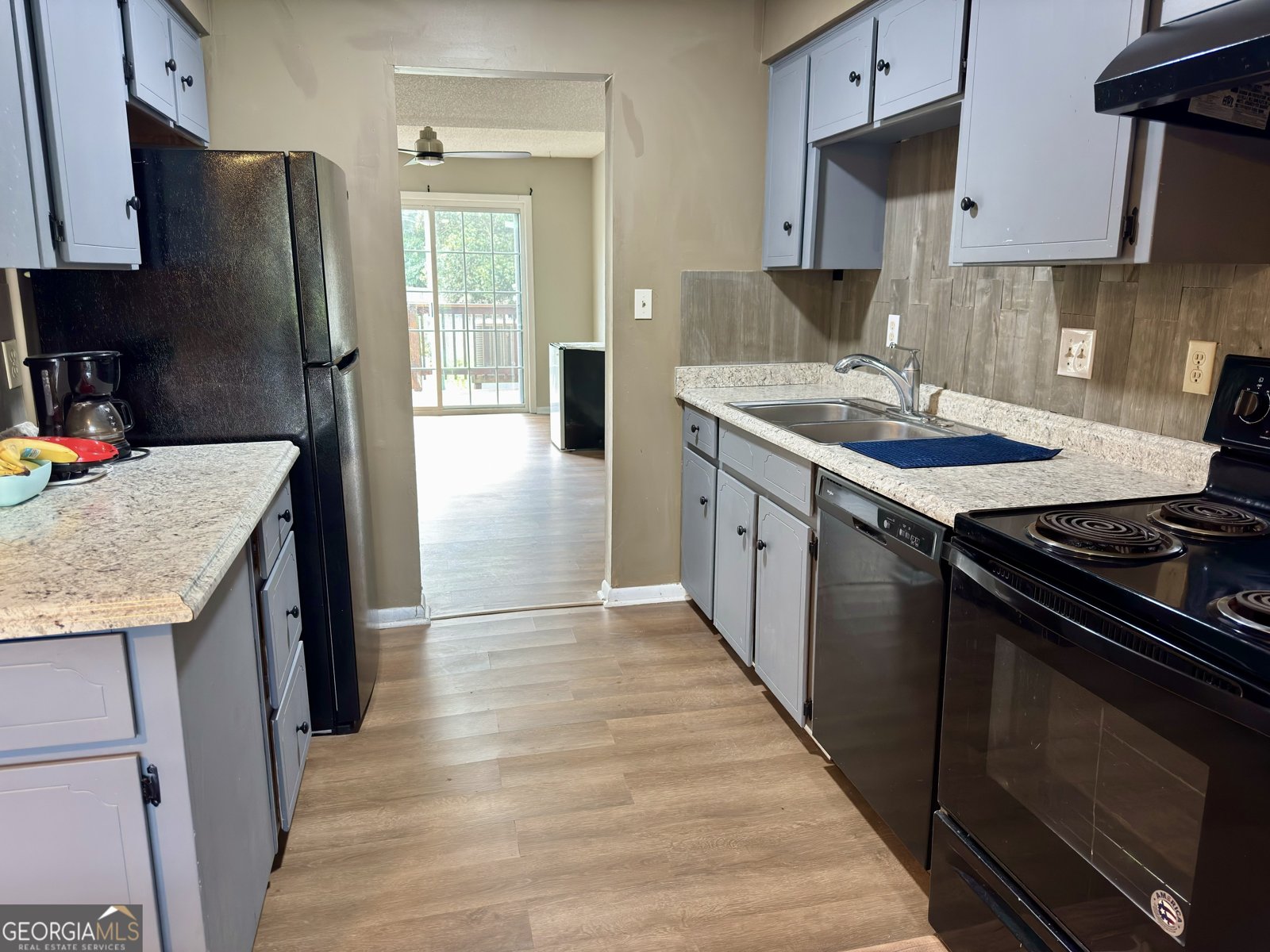912 Pineland Avenue Hinesville - 7