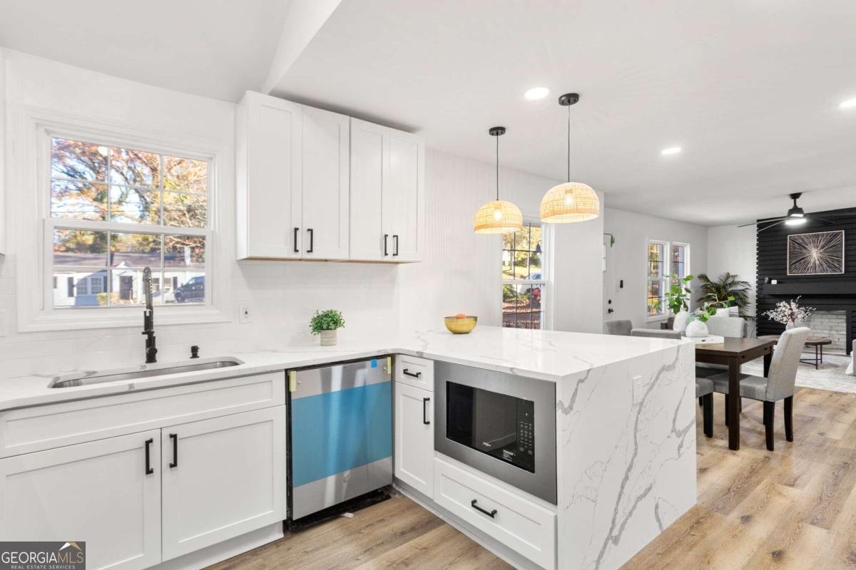 1349 Lockhaven Circle Atlanta - 16