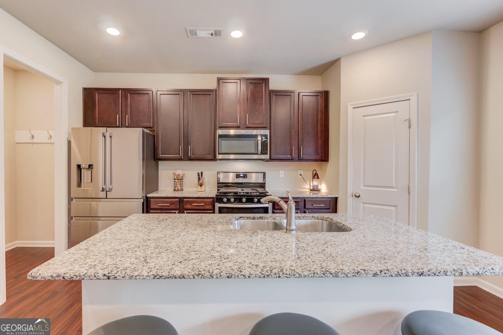 6841 Lancaster Crossing Flowery Branch - 14