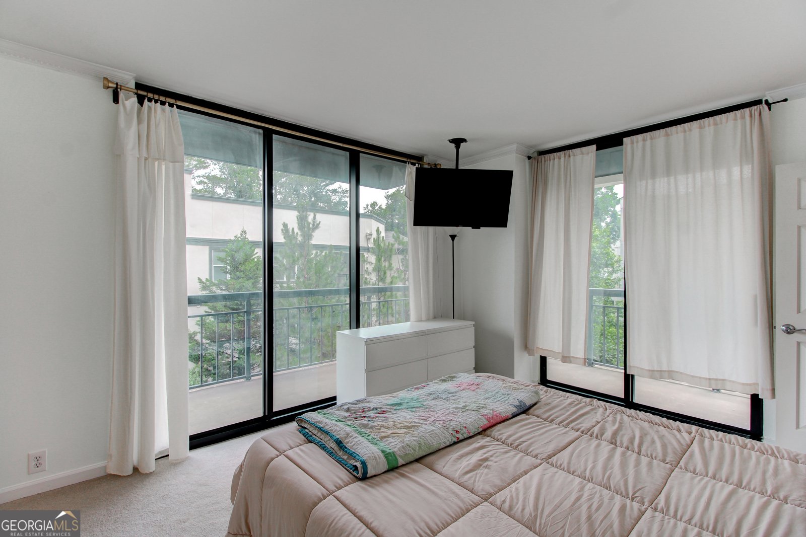 3481 Lakeside Drive Atlanta - 17