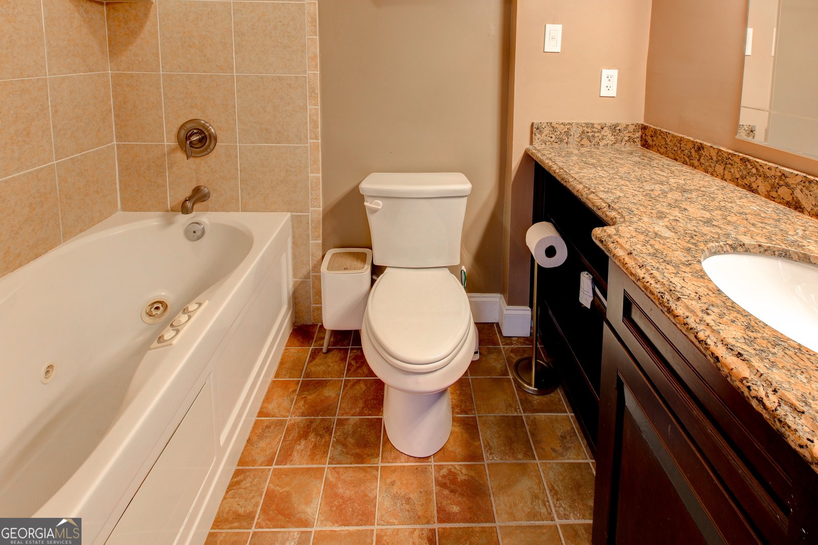 3481 Lakeside Drive Atlanta - 20