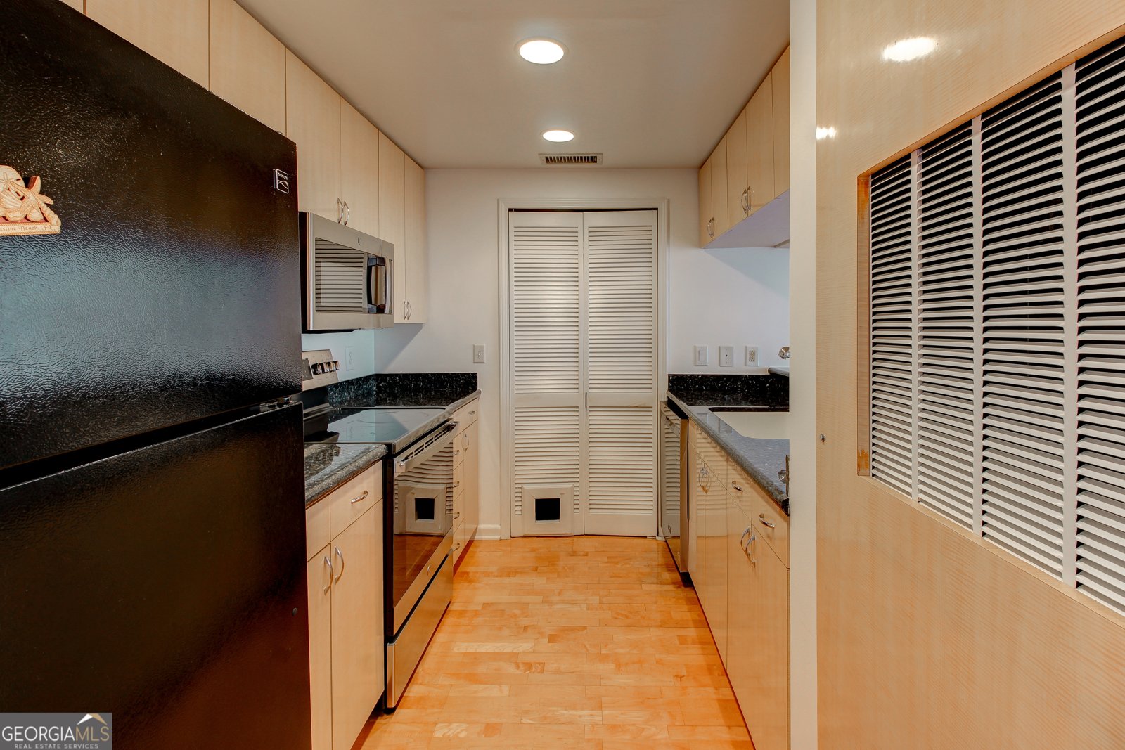 3481 Lakeside Drive Atlanta - 3