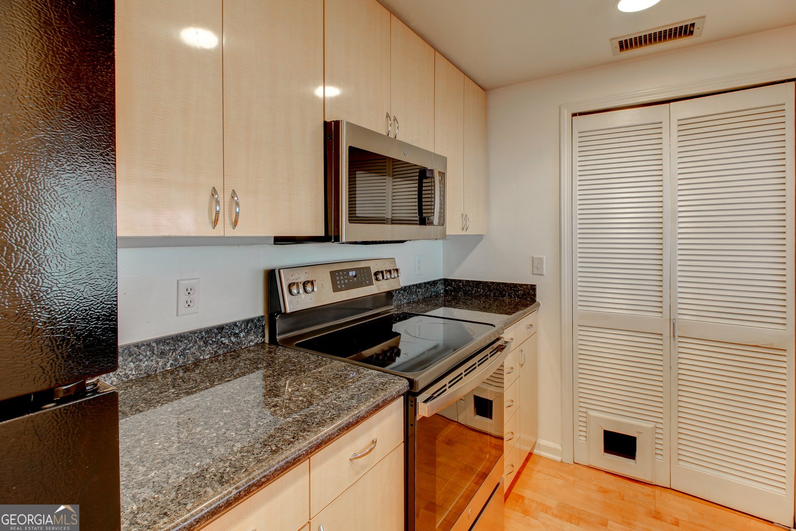 3481 Lakeside Drive Atlanta - 5