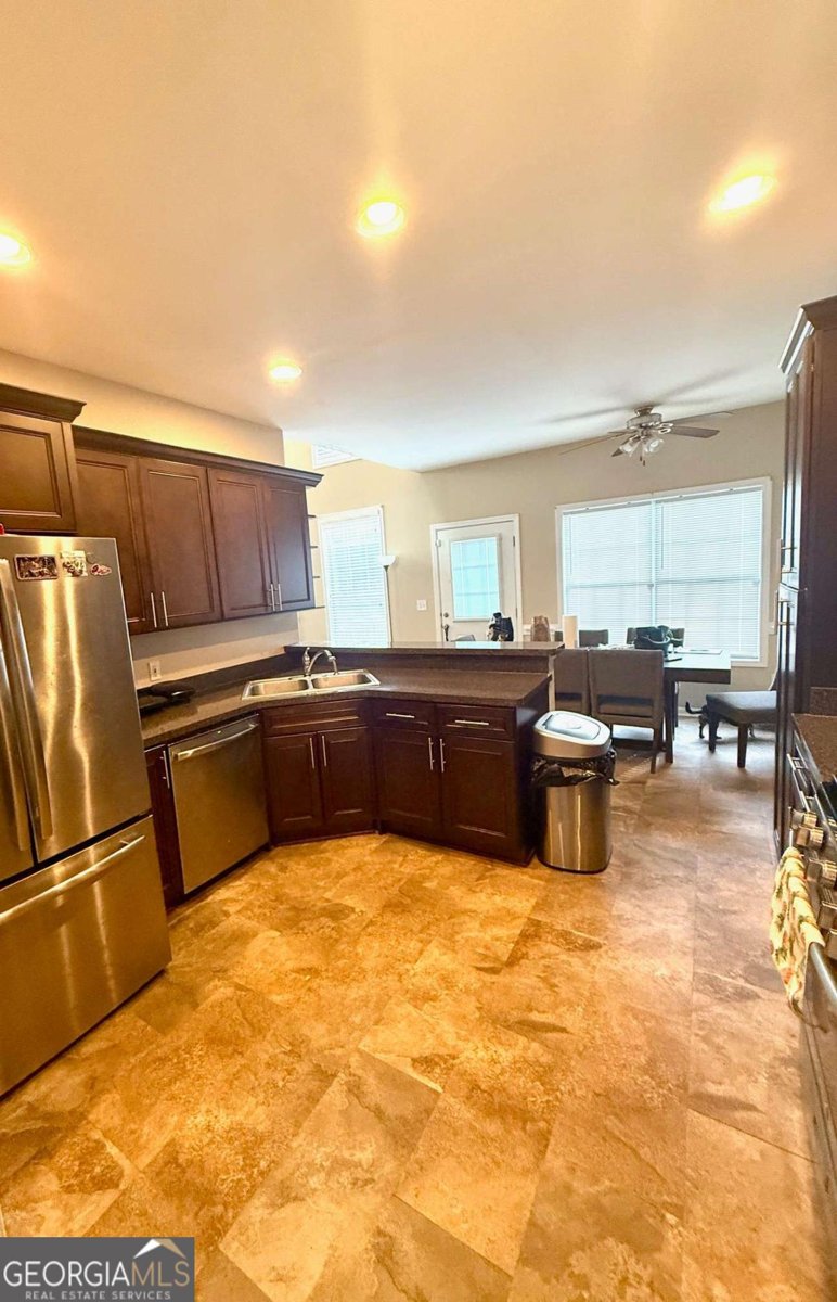 350 Glynnshire Court Covington - 9