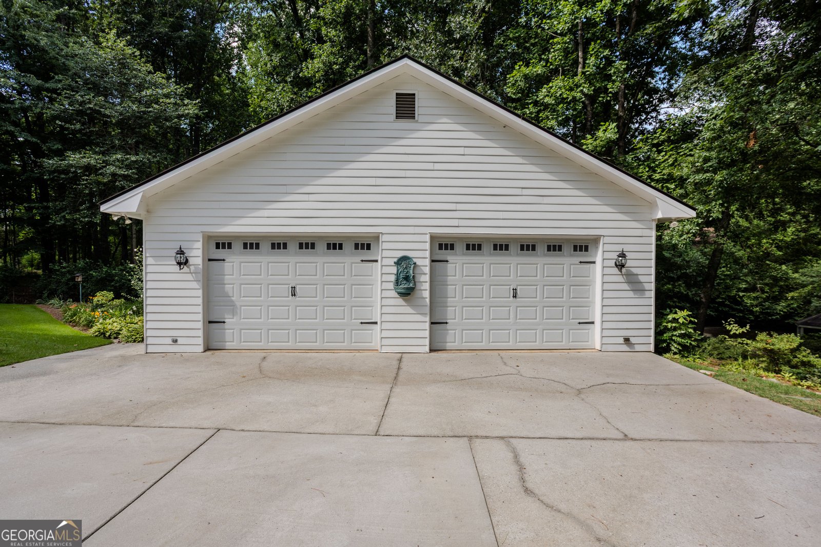 3970 Governors Circle Loganville - 55