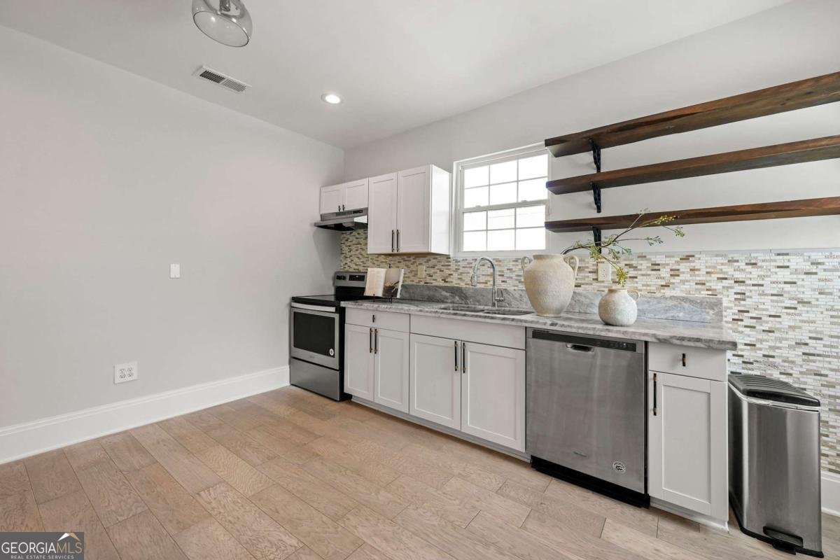 1057 Fortress Avenue Atlanta - 4