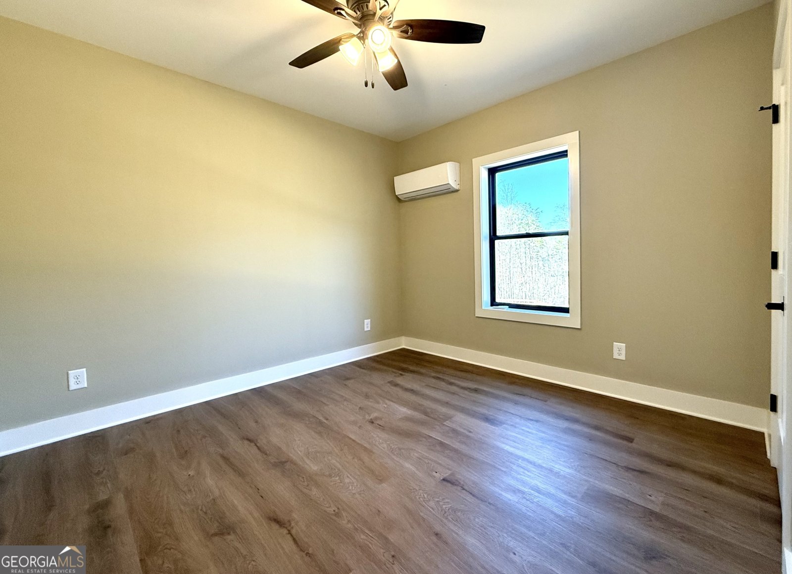 116 Boulder Lane Cleveland - 24