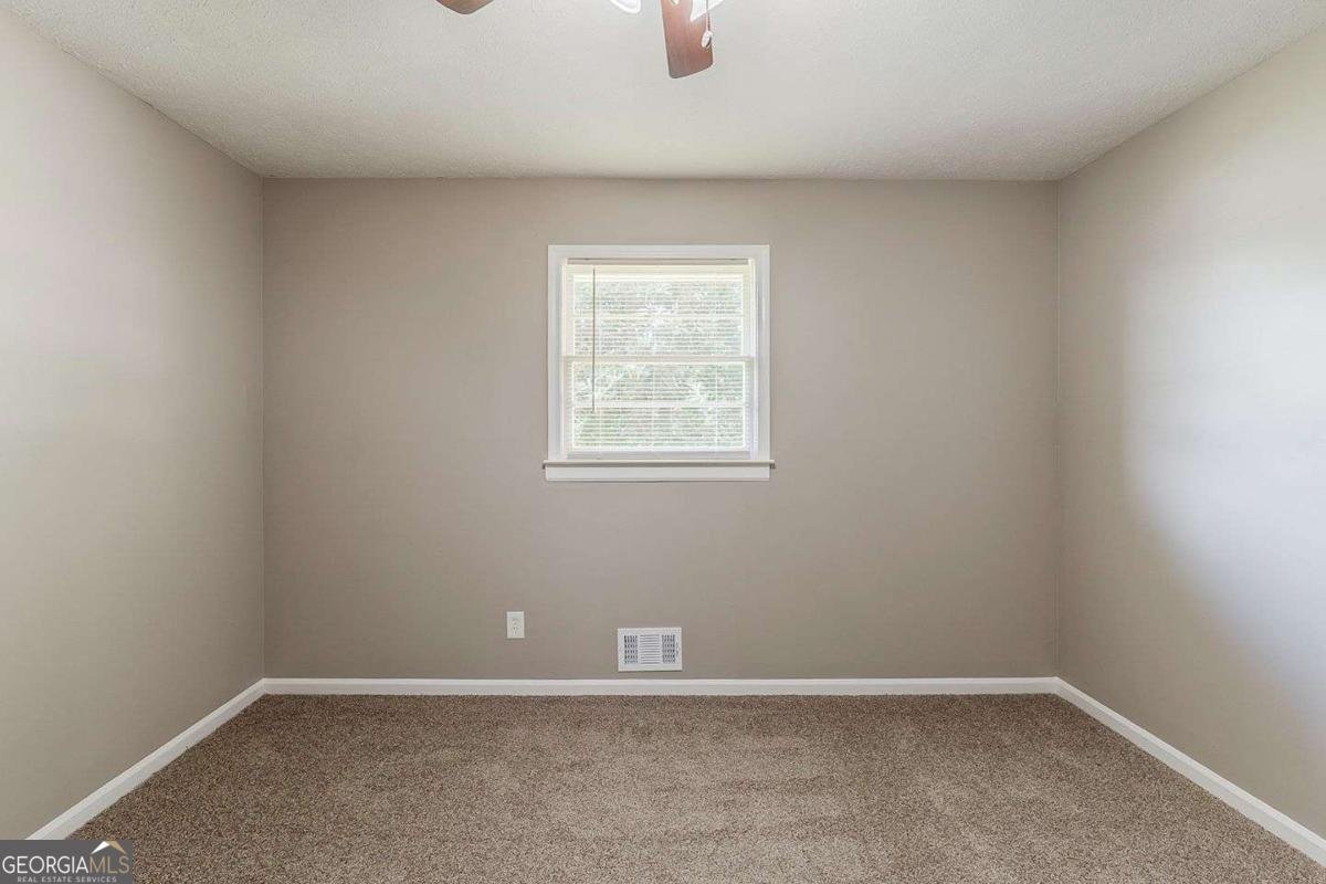 4447 Ben Hill Road Lithia Springs - 13