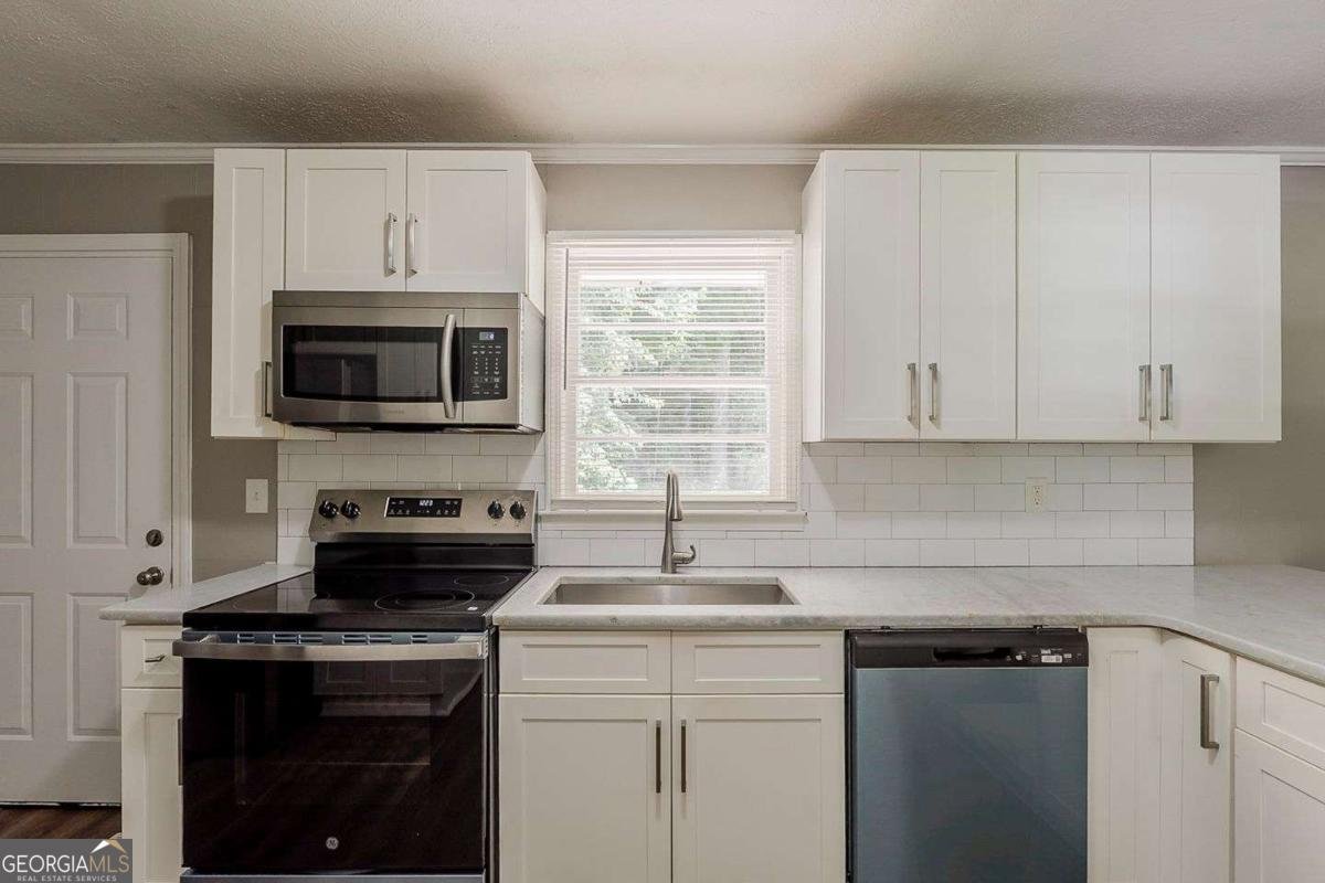 4447 Ben Hill Road Lithia Springs - 2