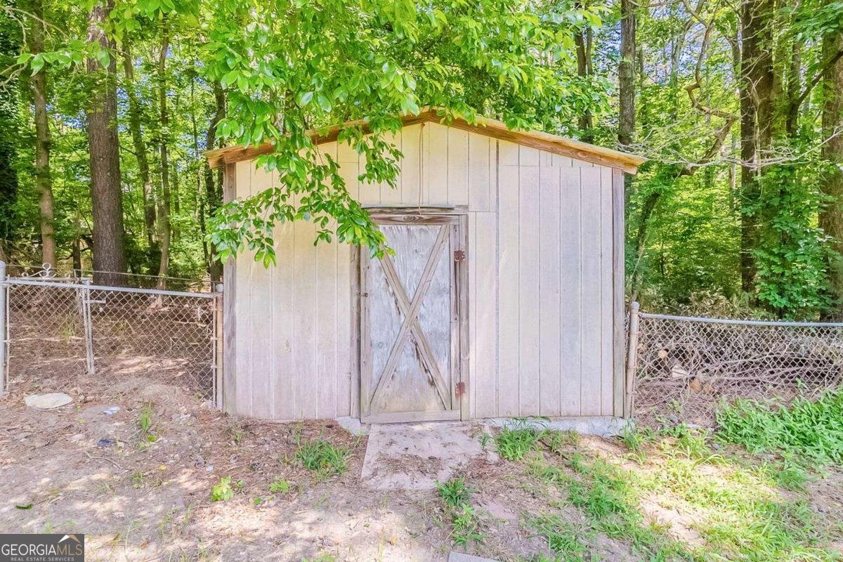 4447 Ben Hill Road Lithia Springs - 31