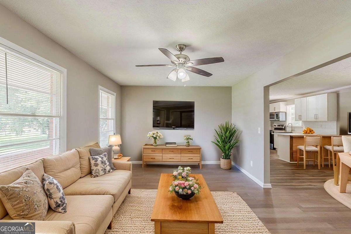 4447 Ben Hill Road Lithia Springs - 5