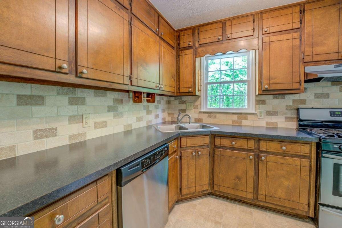3957 Woodland Circle Conyers - 10