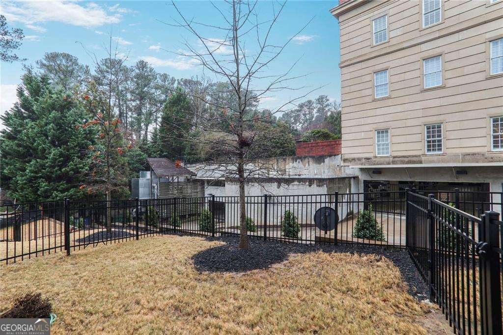 3667 Peachtree Road Atlanta - 17