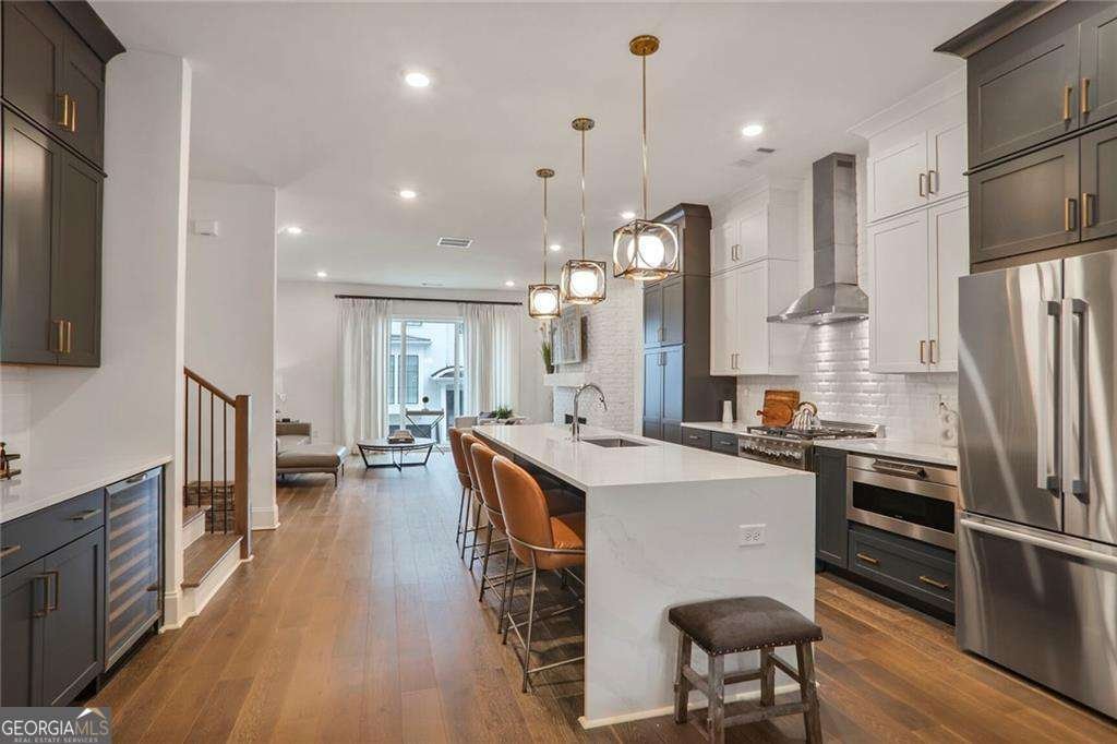 3667 Peachtree Road Atlanta - 2