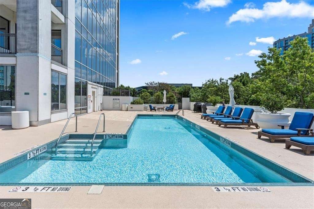 2828 Peachtree Road Atlanta - 24