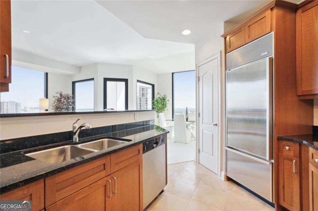2828 Peachtree Road Atlanta - 3