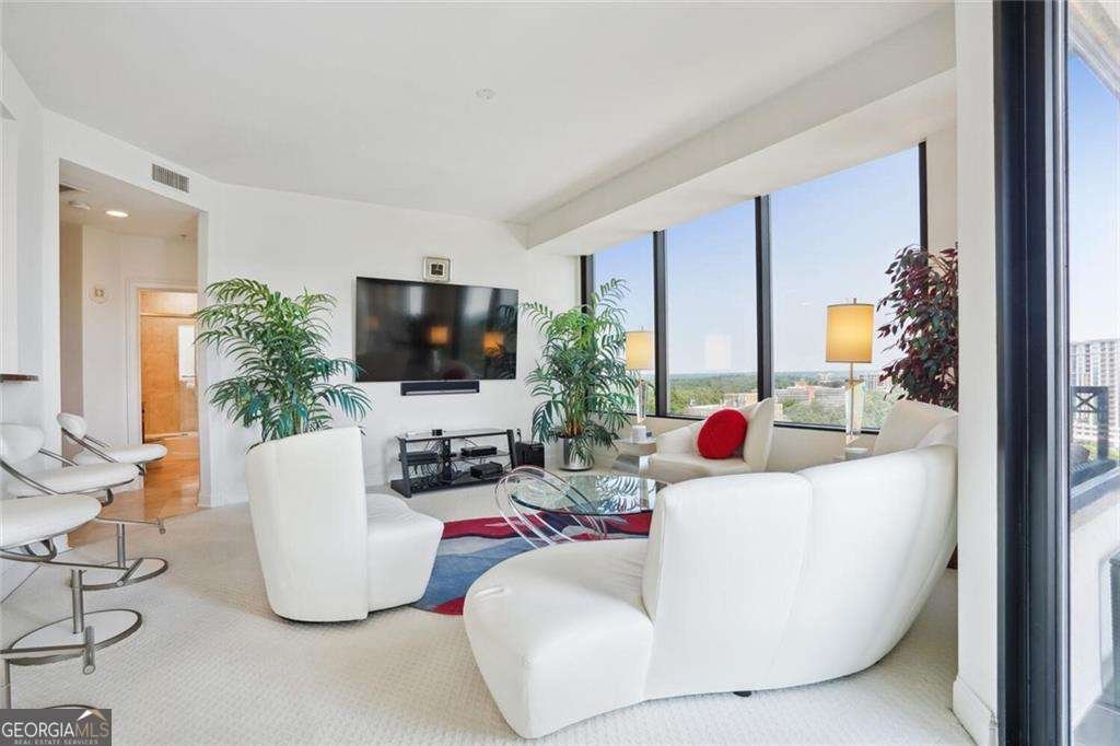 2828 Peachtree Road Atlanta - 6