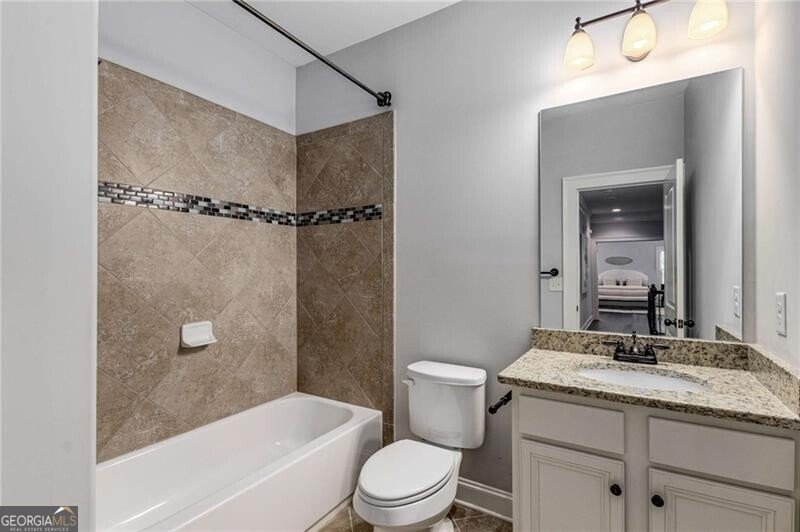 2544 Thompson Road Brookhaven - 43