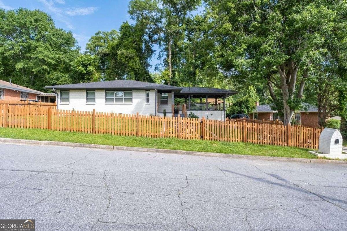 1261 CALHOUN Terrace Atlanta - 2
