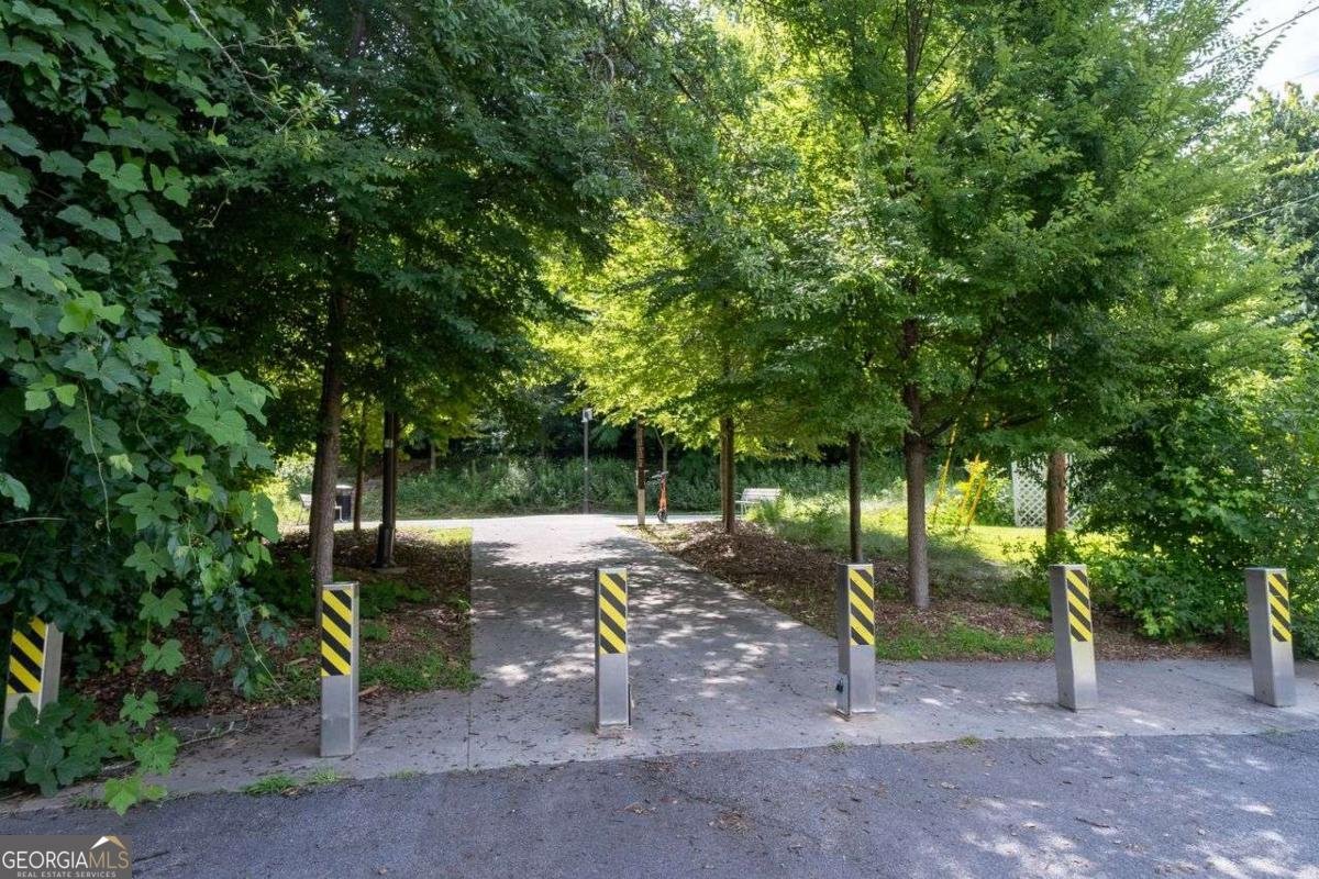 1261 CALHOUN Terrace Atlanta - 34