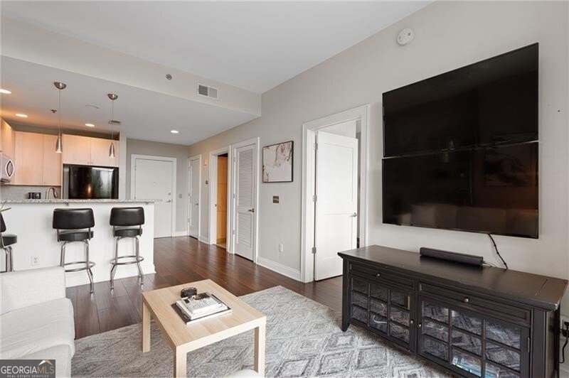 905 Juniper Street Atlanta - 10