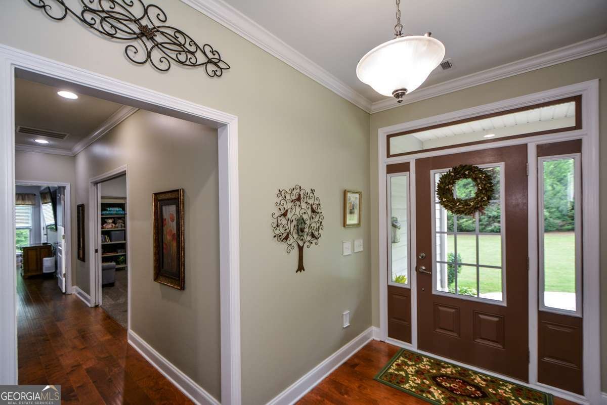 188 A Macedonia Road White - 10