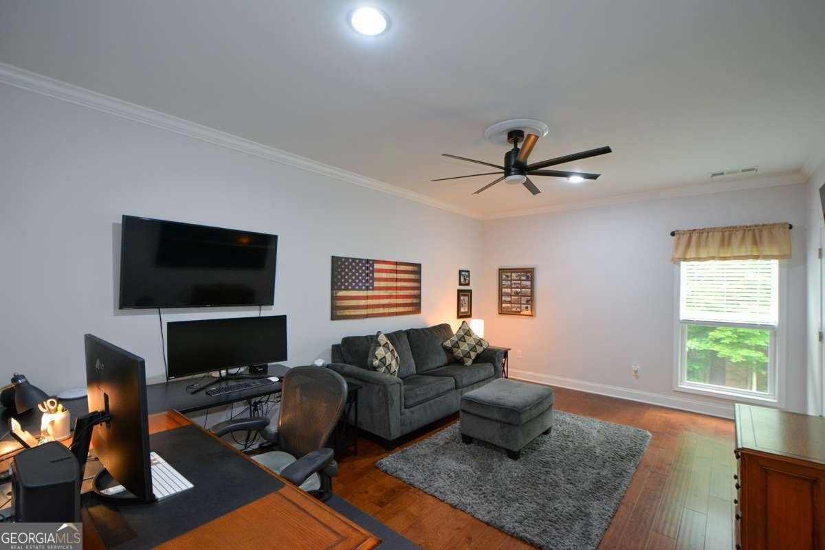 188 A Macedonia Road White - 14