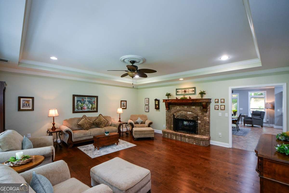 188 A Macedonia Road White - 28