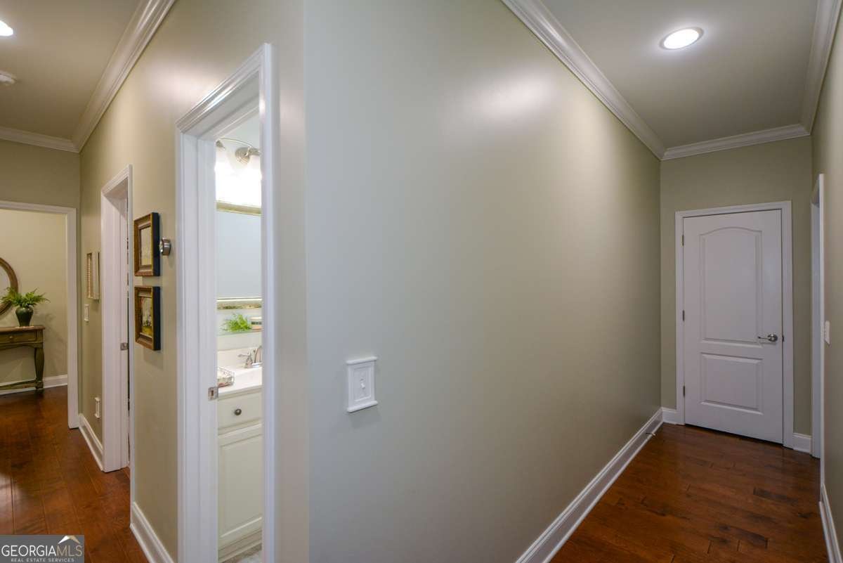 188 A Macedonia Road White - 40