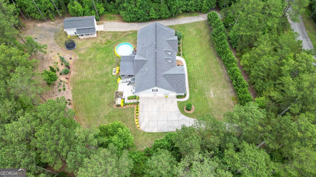 188 A Macedonia Road White - 82