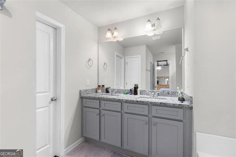 9122 GOLFVIEW Circle Covington - 10