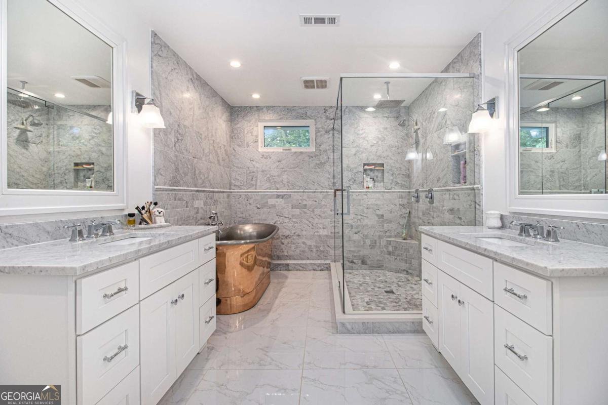 1379 Cambridge Court Brookhaven - 14
