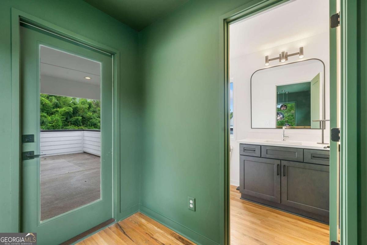 32 Walthall Street Atlanta - 33