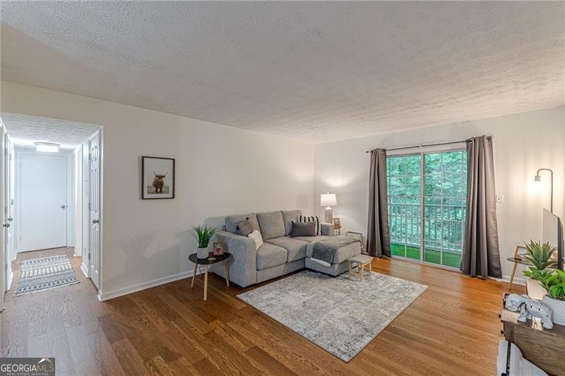 3135 Seven Pines Court Atlanta - 1