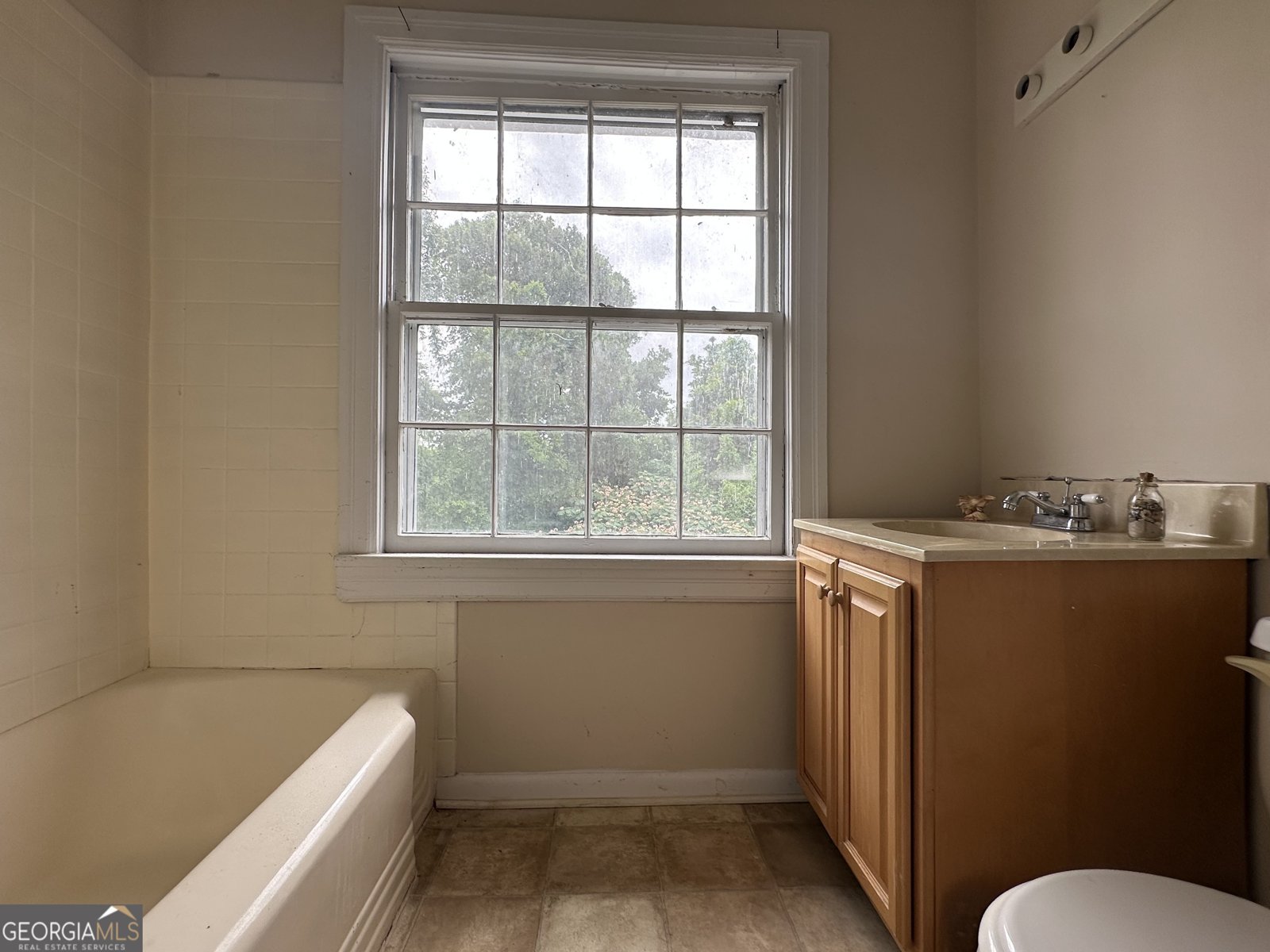 621 Forest Hill Road Macon - 35