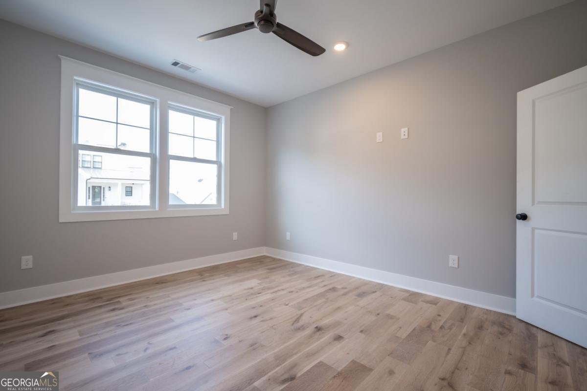 145 Holmes Avenue Athens - 18