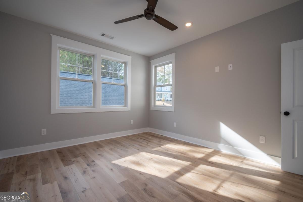 145 Holmes Avenue Athens - 24