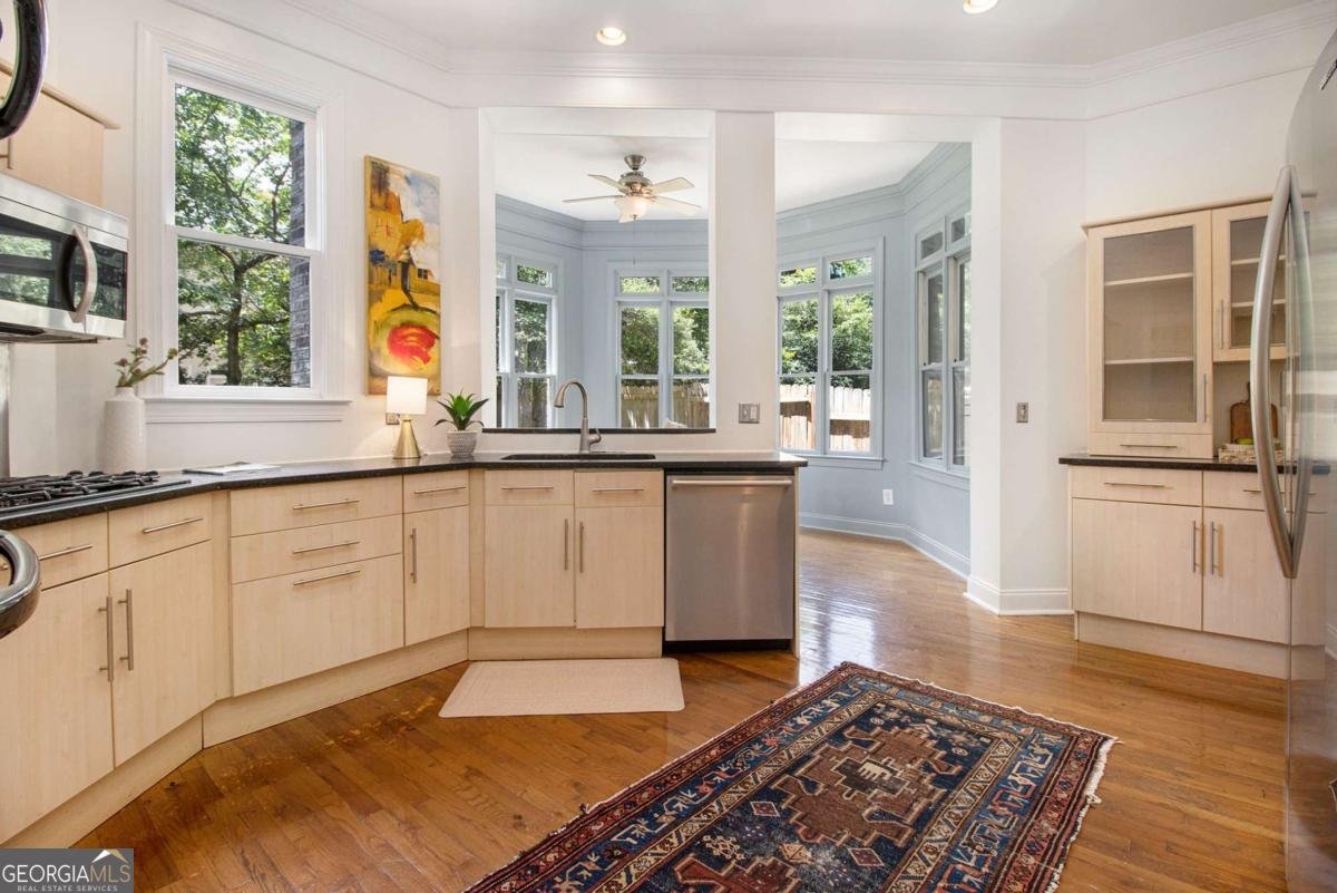 1260 Monroe Drive Atlanta - 17