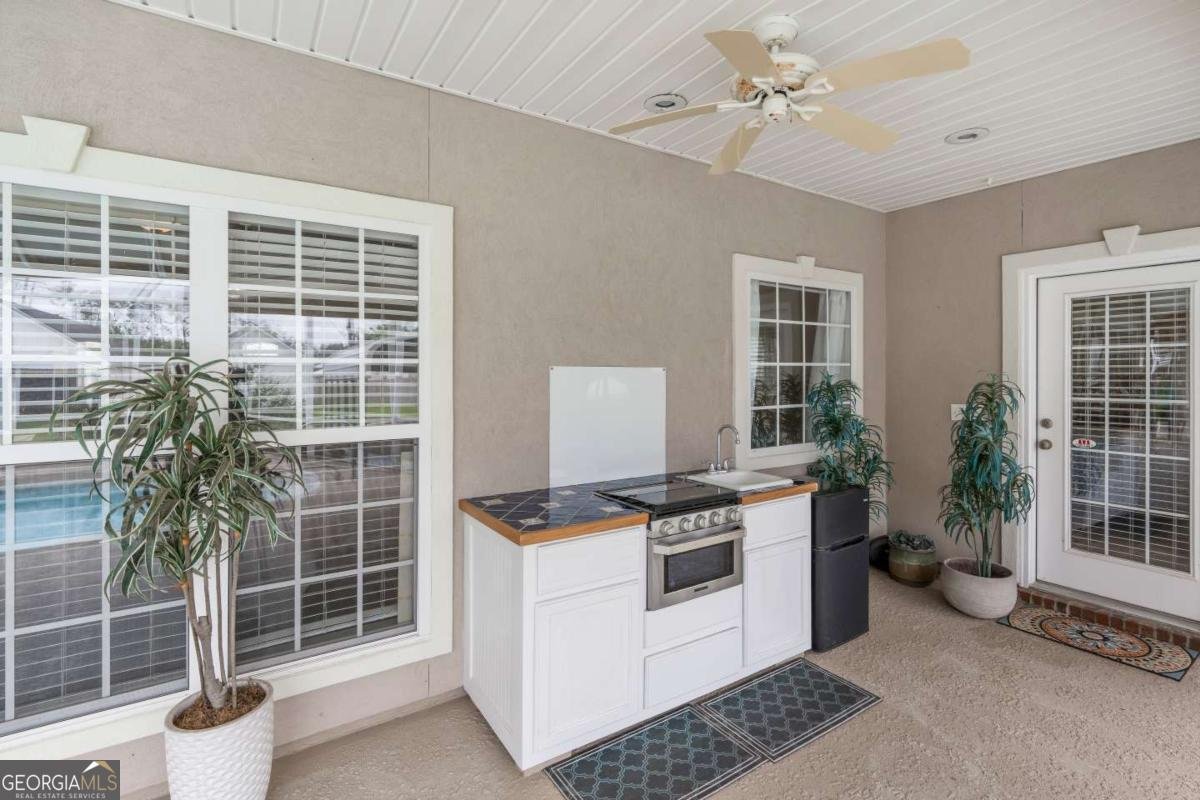 561 Sevilla Springs Circle Lake Park - 17
