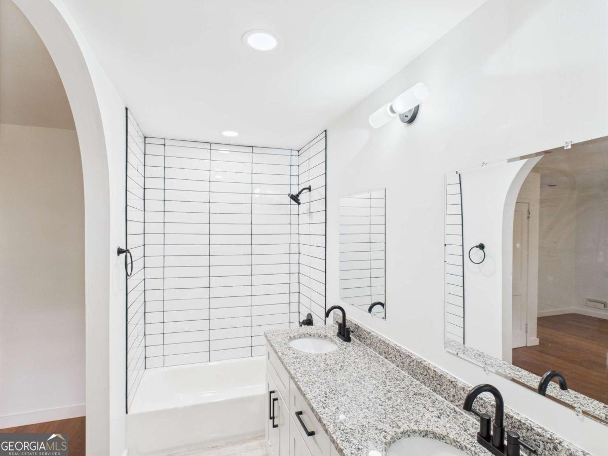 2203 Second Avenue Decatur - 4