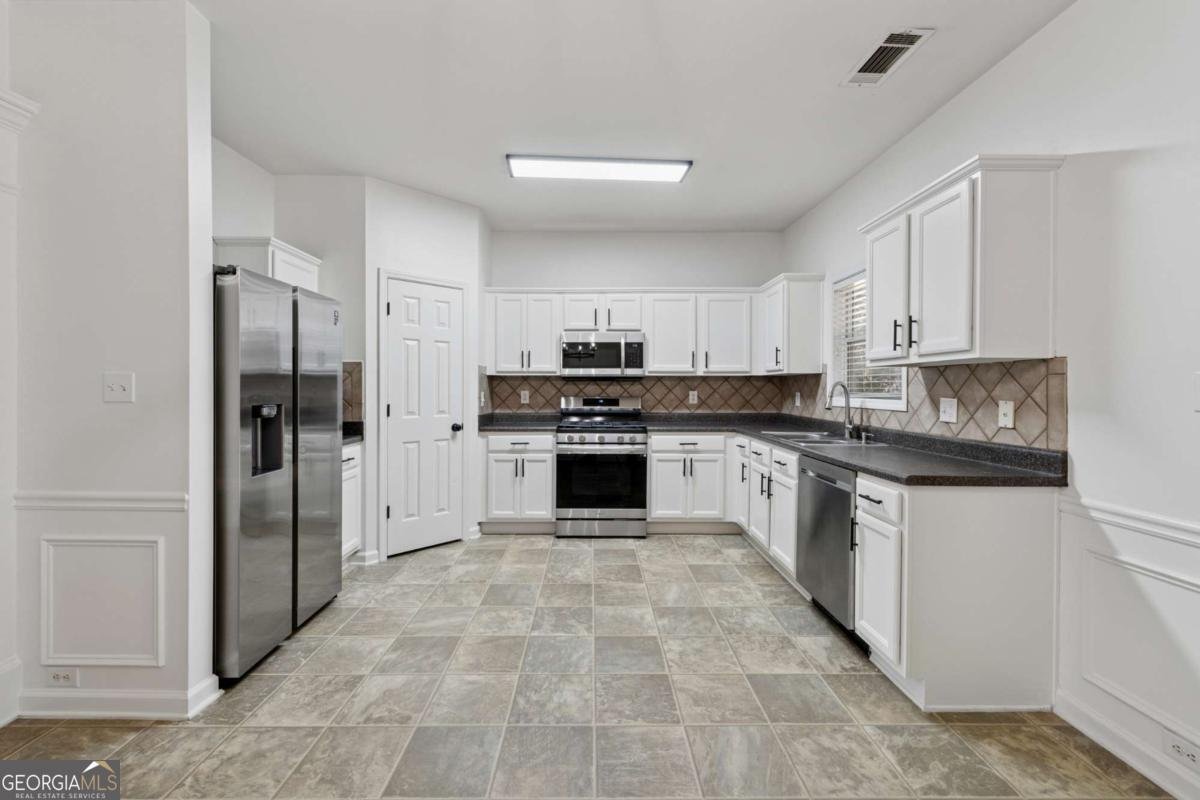 2130 EXECUTIVE Drive Duluth - 9