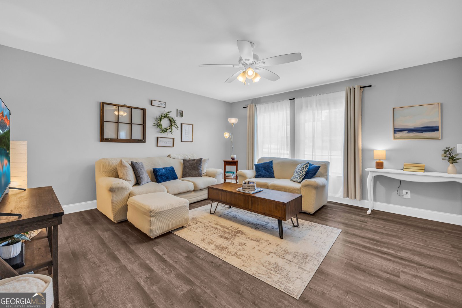 424 Head Street Cleveland - 13