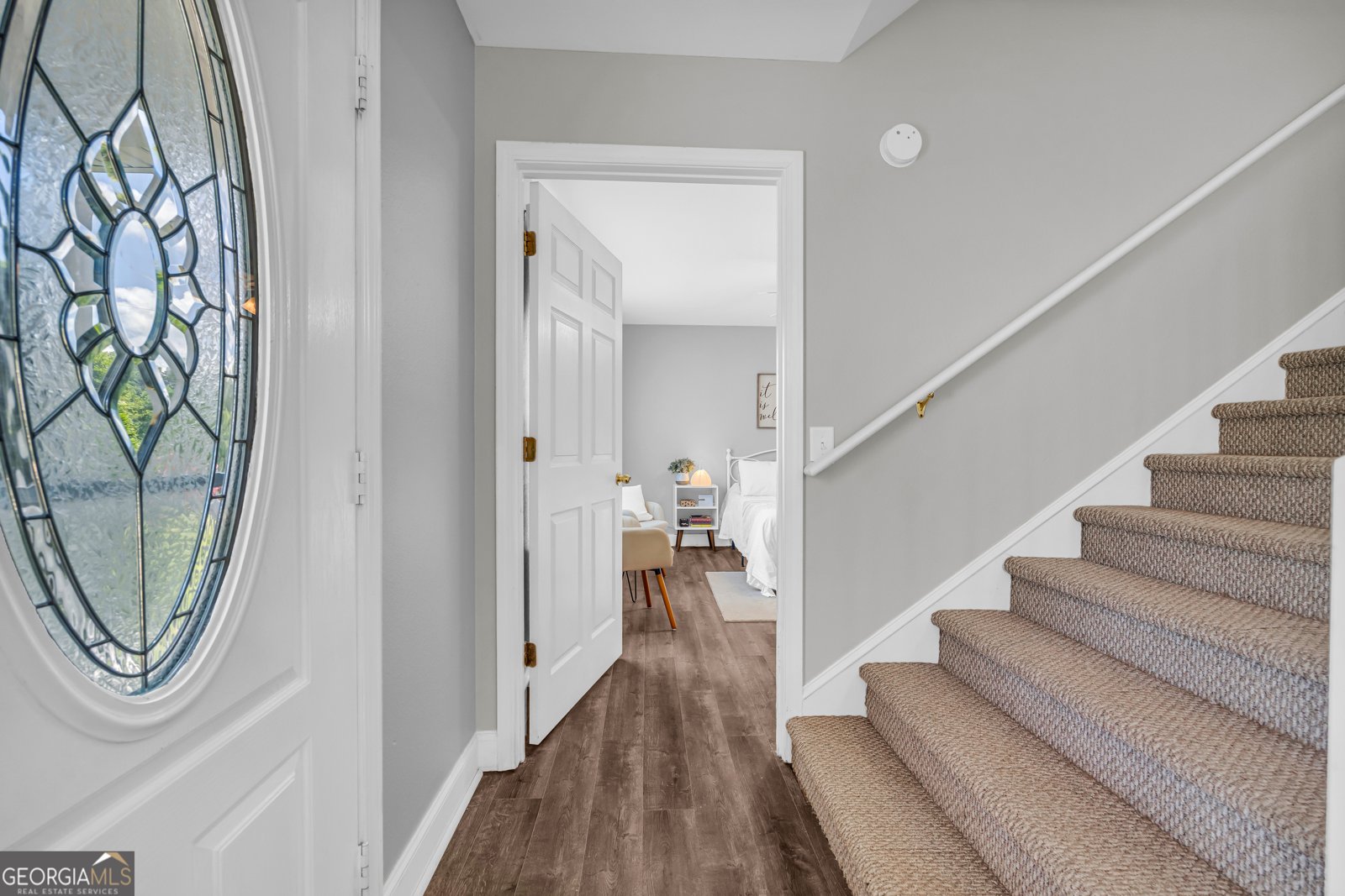 424 Head Street Cleveland - 24