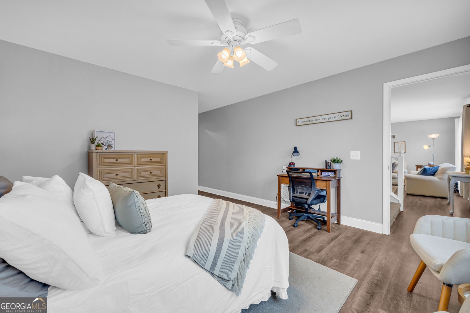 424 Head Street Cleveland - 27