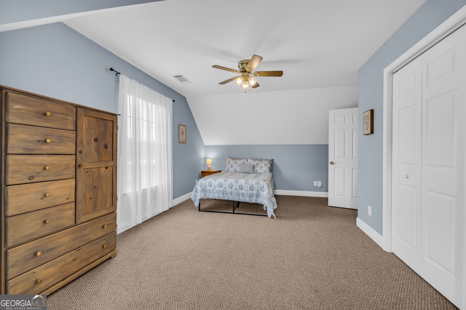424 Head Street Cleveland - 39