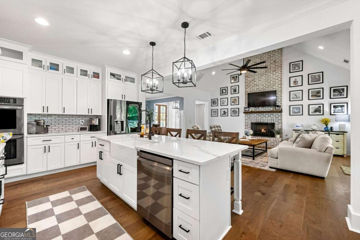 213 River Trail Ball Ground - 11
