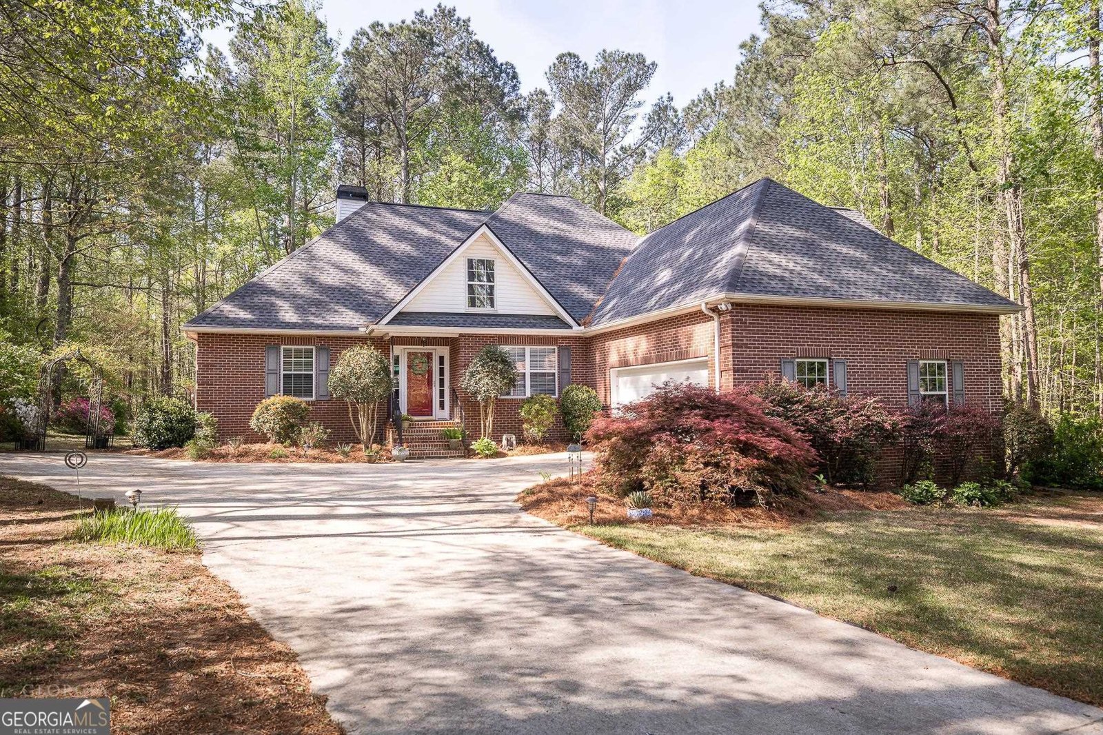115 Crystal Creek Court Hull - 1
