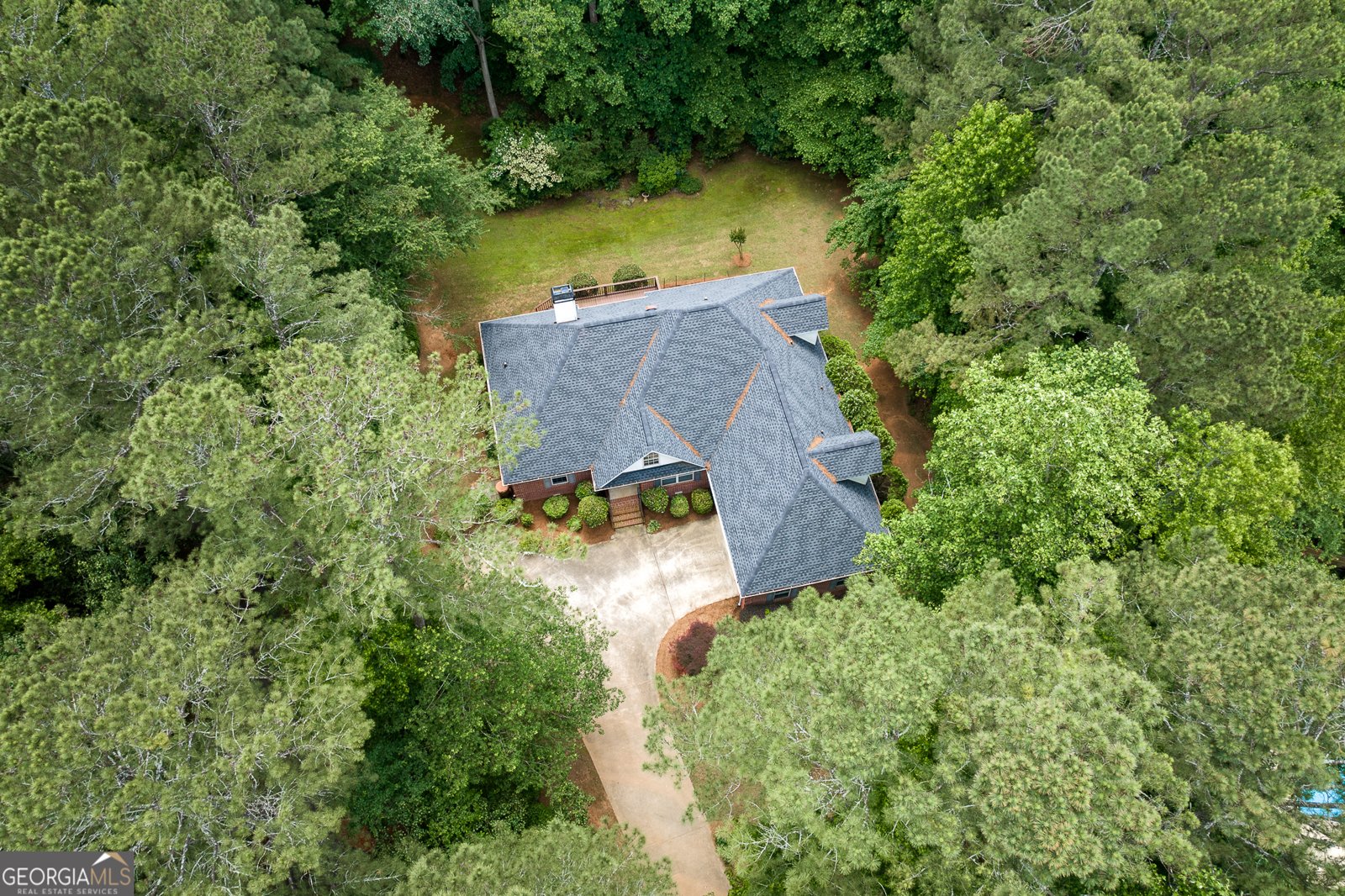 115 Crystal Creek Court Hull - 27
